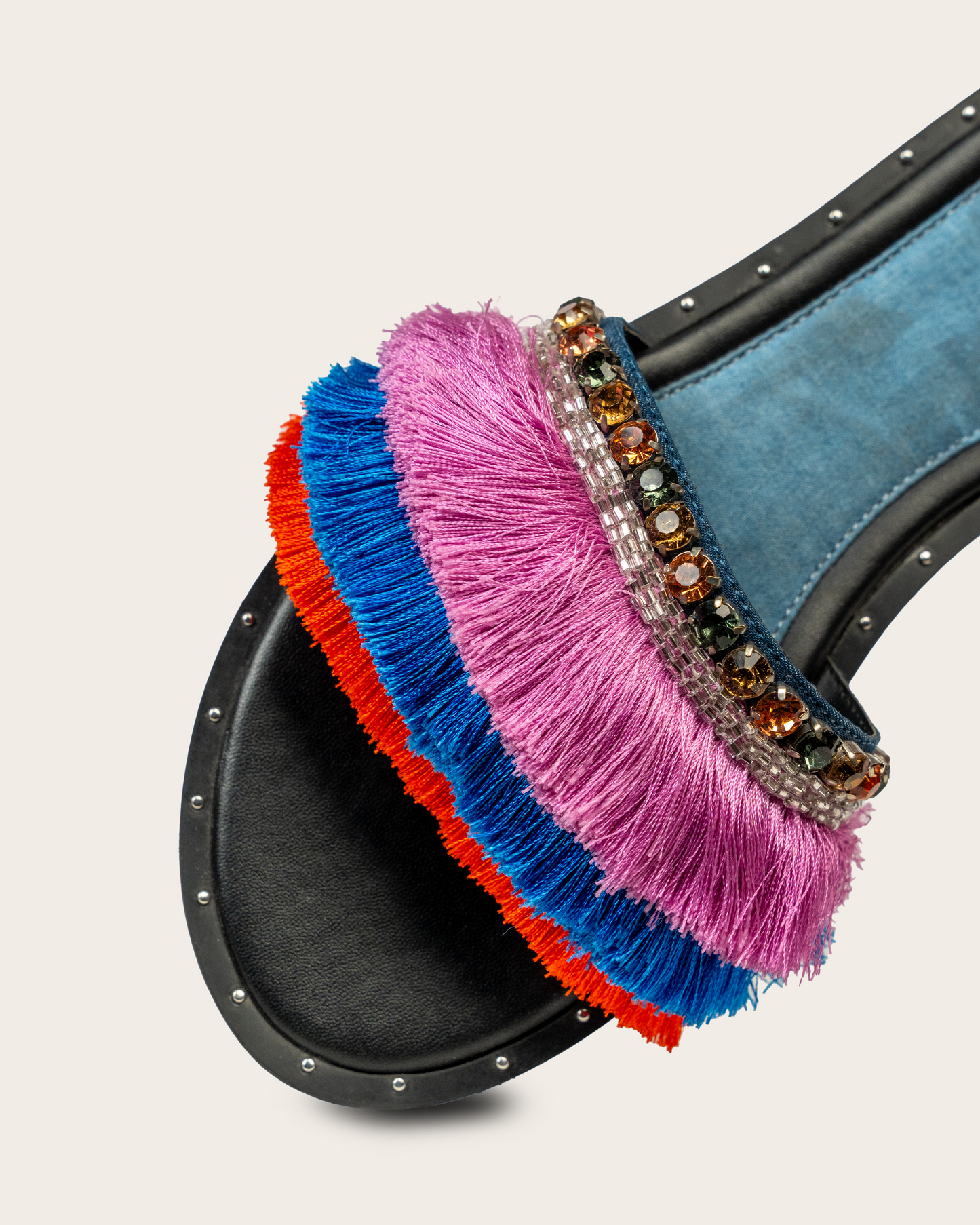 TASSLE SLIDER