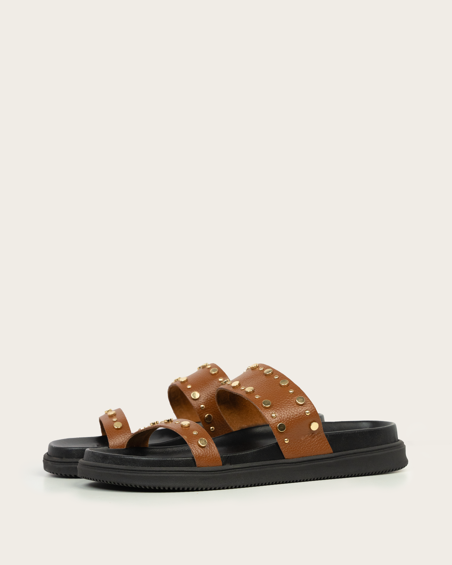 STUDDED SLIDERS