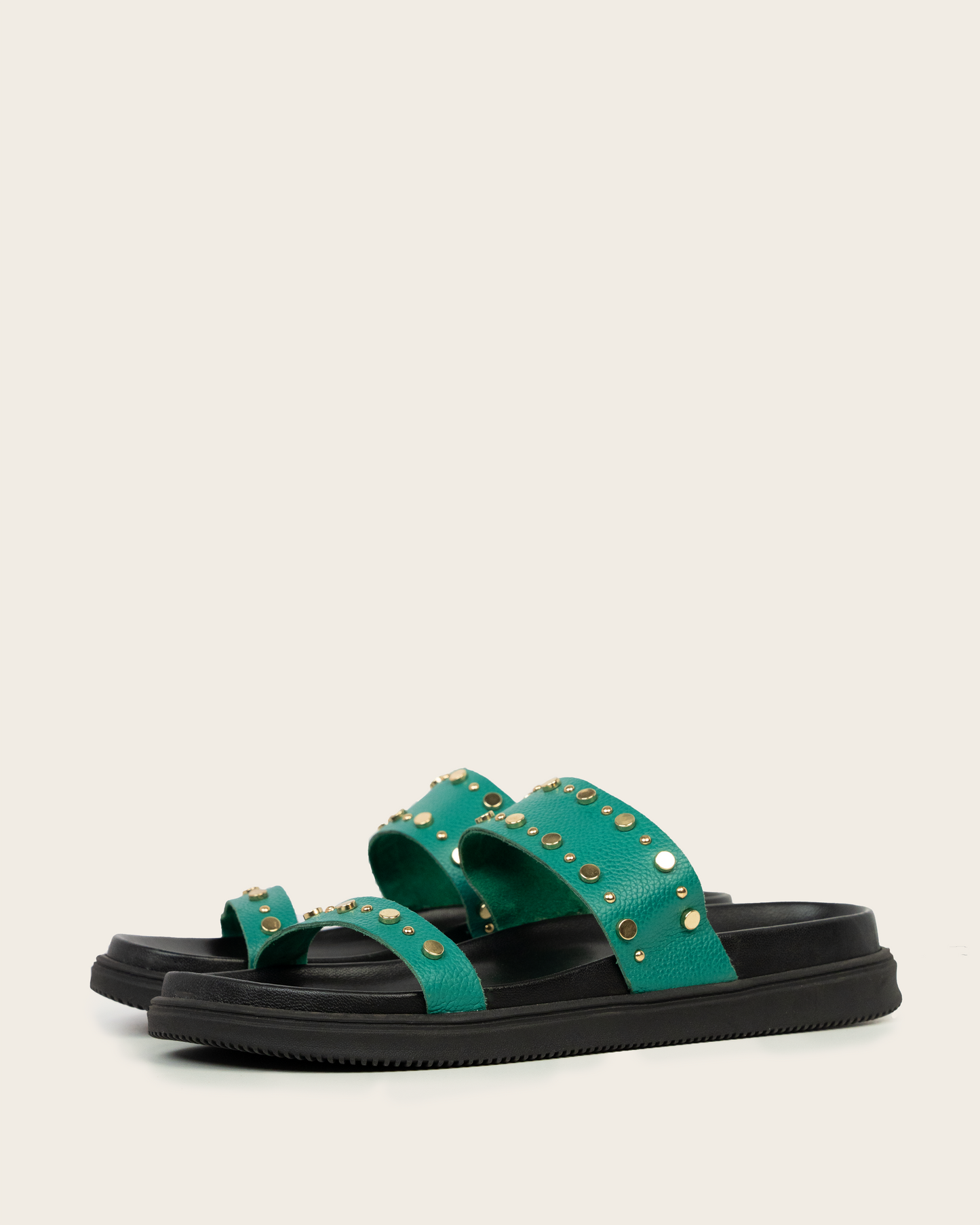 STUDDED SLIDERS