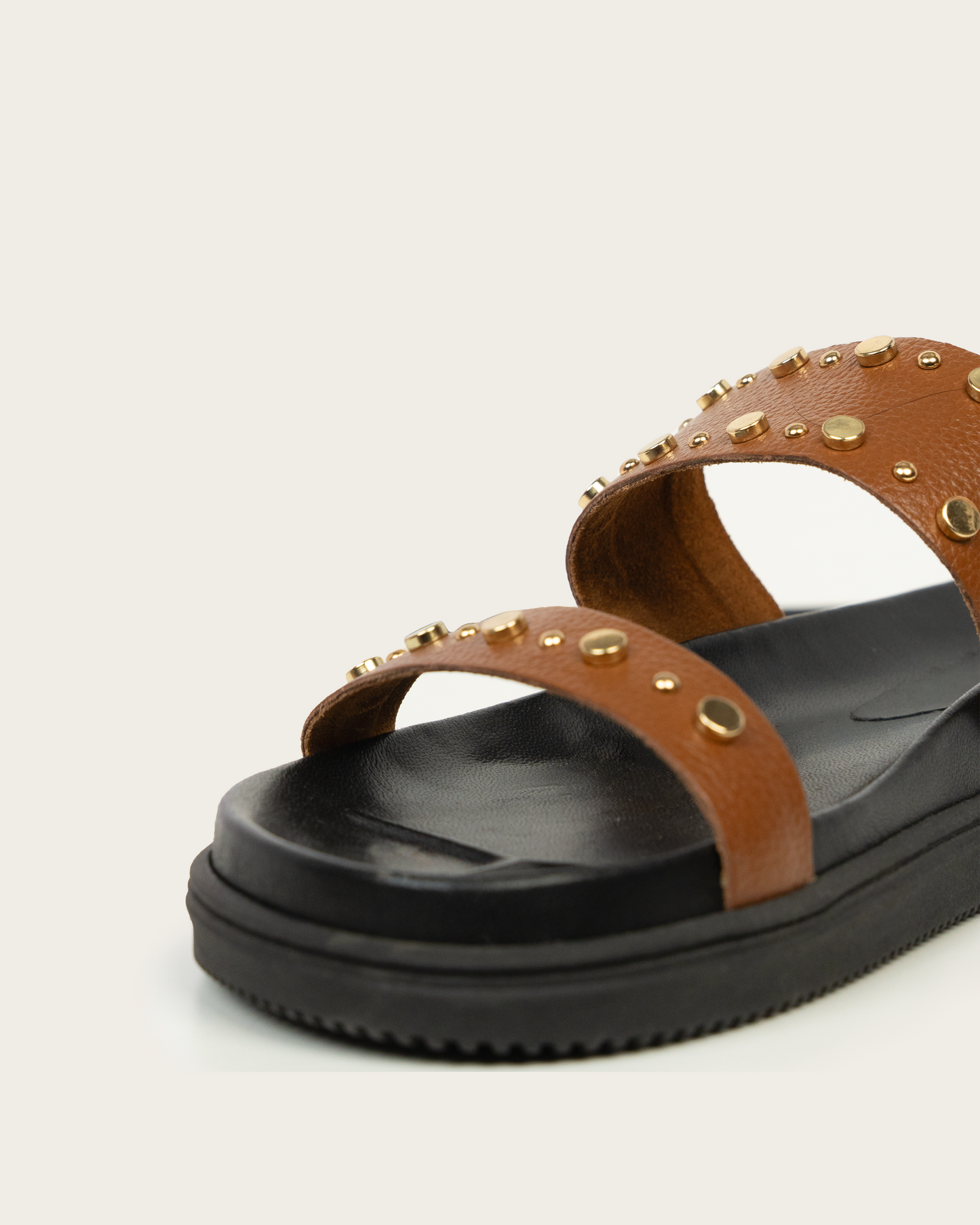 STUDDED SLIDERS