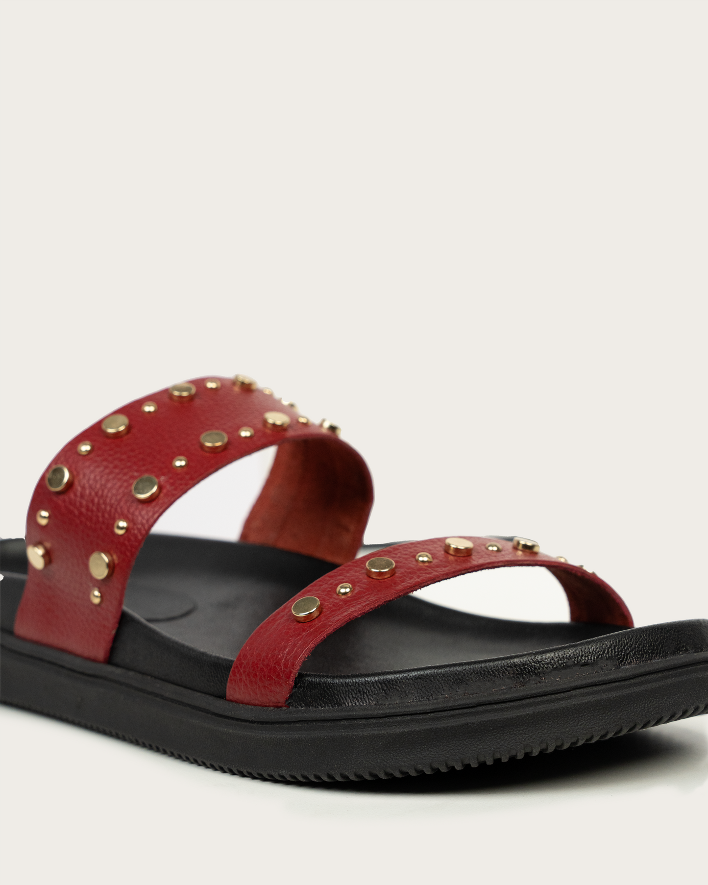 STUDDED SLIDERS
