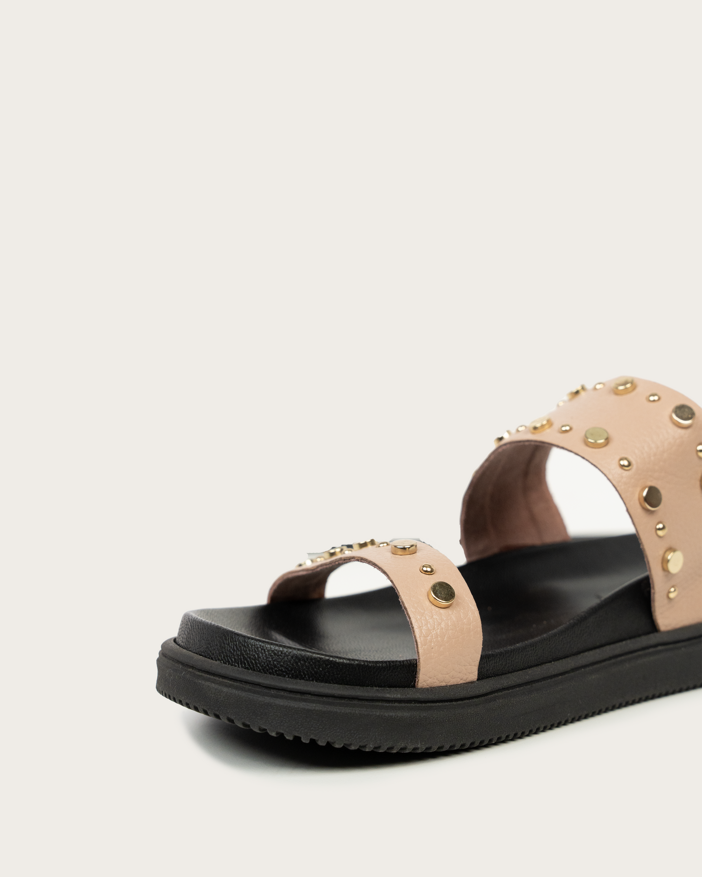 STUDDED SLIDERS